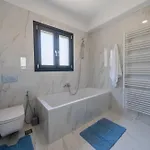 Marios Corfu Daire
